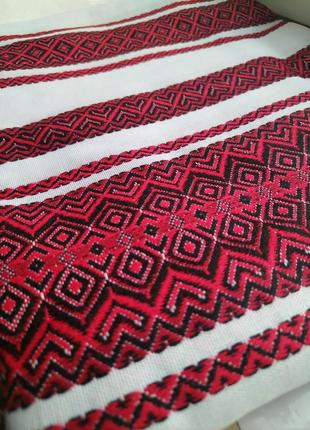 Тканна скатертина в національному стилі 150х220 см