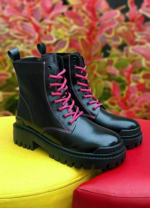 Женские кожаные ботинки чёрные balenciaga black tractor side-zip boots