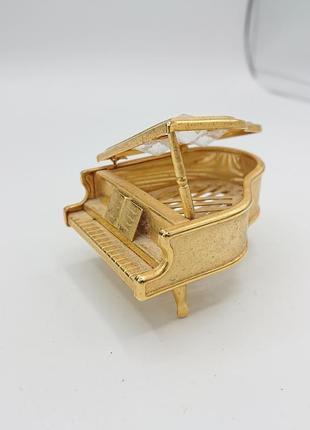 Маленькая винтажная фигурка рояль пианино золотой тон