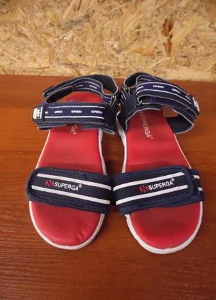 Босоножки superga