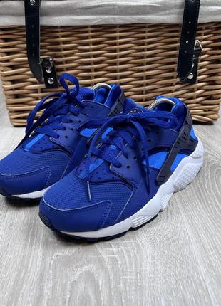 Жіночі оригінальні кросівки nike air huarache