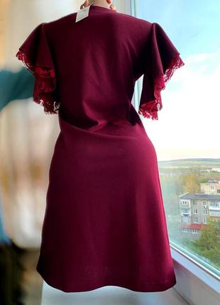 Красиве бордове плаття рукав волан4 фото