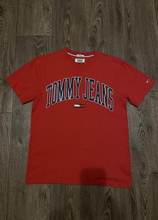 Футболка Tommy jeans