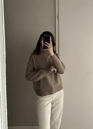 🤎кофейний стильни светр від h&m з горлом  базовий та стильний , в складі 8% шерсті😍4 фото