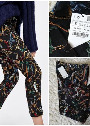 Стильні брюки з яскравим принтом2 фото