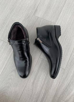 Кожаные зимние ботинки 40 размер