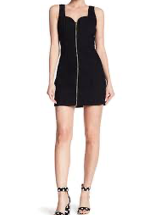 Актуальное платье под блузу гольф