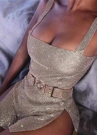 Платье кольчуга камни стразы