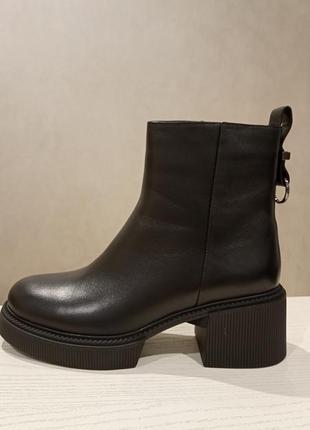 Ботинки женские зимние черные на низком каблуке натуральная кожа + мех 70705-f6am-h002 brokolli 3141