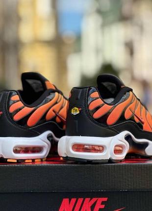 Кроссовки nike air max plus tn orange