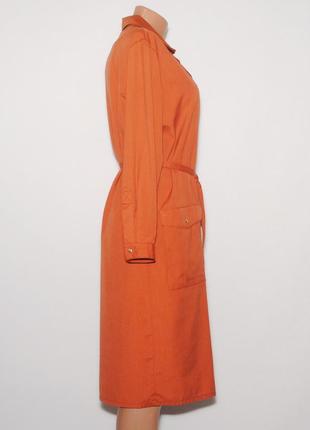Платье средней длины  рубашечного силуэта на кнопках5 фото
