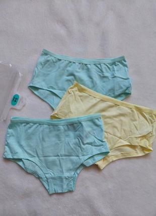Трусики heigh george на 5-6роков