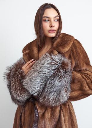 Норкова шуба стильна класика в шикарному хутрі фінський аукціон safa furs італія5 фото