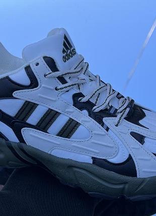 Бежеві зимові низькі кроси adidas ivy park4 фото