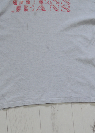 Guess jeans вінтажна футболка сіра з великим логотипом made in usa vintage rare3 фото
