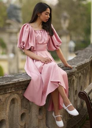 Розовое сатиновое шелковое платье на выпускной праздник.3 фото