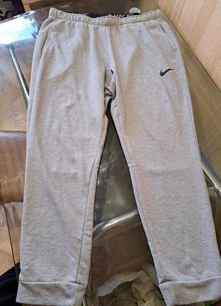 Чоловічі спортивні штани ,великий розмір , оригінал nike 2xl1 фото