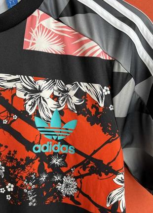 Adidas оригинал мужская футболка размер s б у3 фото