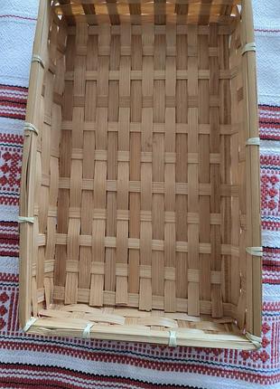 Лоток плетёный