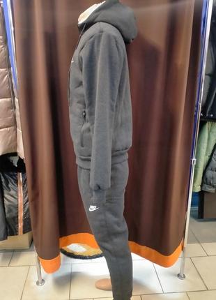 Спортивний костюм чоловічий,сірий nike.т-5374.
розміри:48-56.
ціна -1600грн2 фото