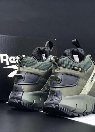 Зимние женские кроссовки reebok zig kinetica fit green winter fur зеленого цвета с мехом4 фото