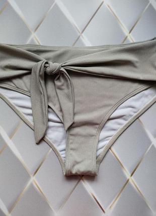 Стильные плавки в рубчик)))размер л