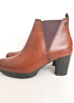 Ботинки натуральная кожа, флис нищечка удобны 36-37 р 23 см не сток!