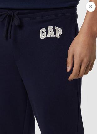 Спортивные штаны gap