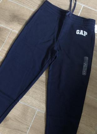 Спортивные штаны gap