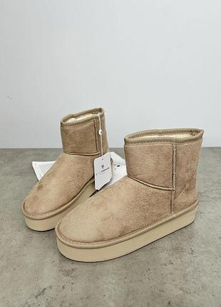 Тепленькі угги bill tornade