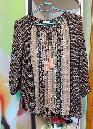 Нарядная блуза