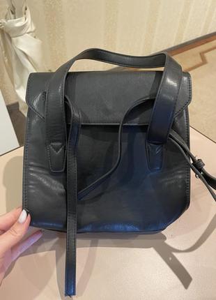 Чорна сумка mango