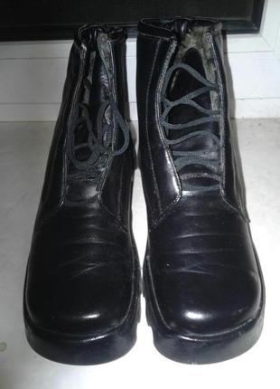 Кожаные женские зимние ботинки 38 размер