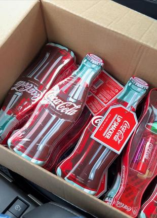 Подарочный набор бальзамов для губ coca-cola lip smacker3 фото