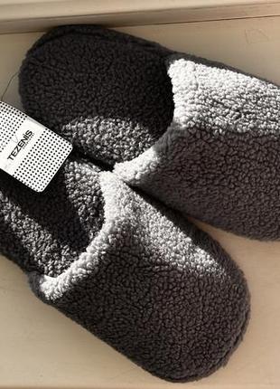 Тапочки домашні