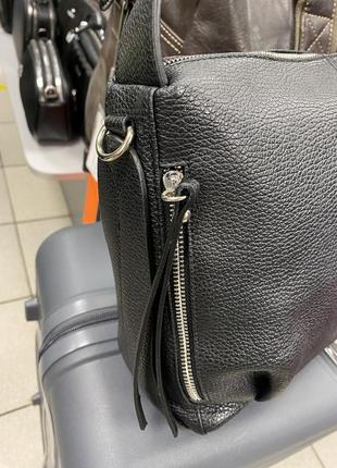 Сумка шкіряна чорна італійська чорна сумка мʼяка сумка шкіряна жіноча10 фото
