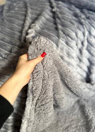 Плед на овчине полоска шарпей - согреет зимними вечерами