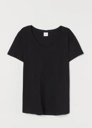 Черная базовая котоновая футболка с v вырезом h&m basic