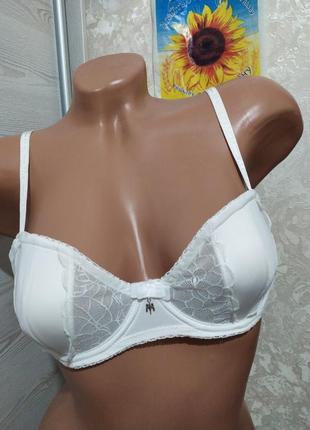 Красивий мягкий бюстгалтер на кісточках intimates, 75c