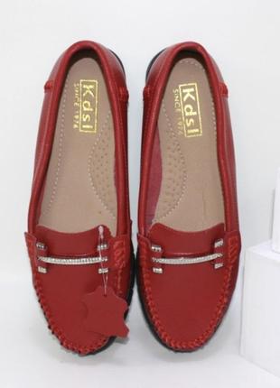 Красные туфли мокасины для женщин на весну4 фото