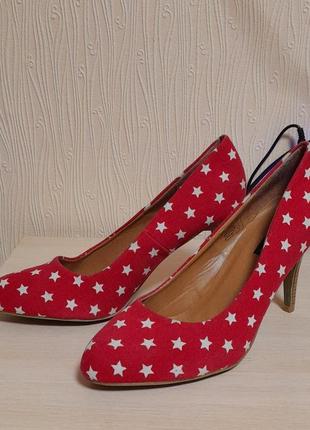 Крутые туфли красного цвета в звёздочку pearlz, 💯 оригинал, молниеносная отправка