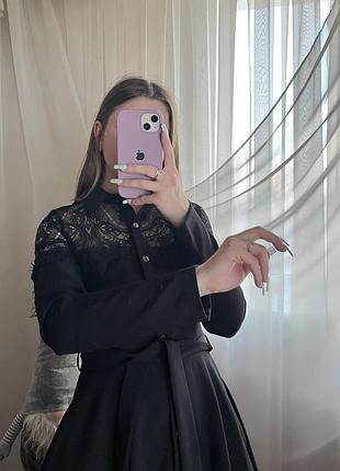 Плаття в мереживо