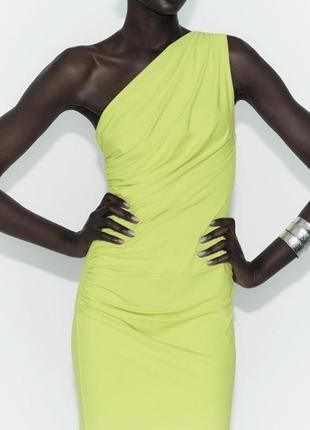 Яркое платье миди лимонного цвета от zara2 фото