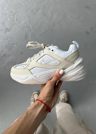 Гарні жіночі кросівки nike m2k tekno phantom summit white бежеві з білим