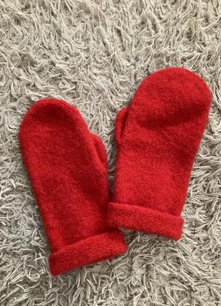 Нові теплі шерстяні червоні рукавички