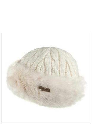 Шапка с орнаментом barts