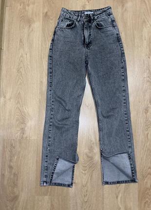 Сірі джинси з розрізами знизу, джинси сірі2 фото