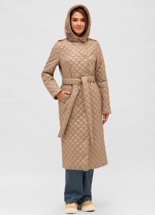 Стеганный длинный плащ с капюшоном. цвета: капучино, черный. размеры: 42-60