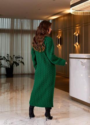 Теплое вязаное платье миди макси в косы бежевое зелёное молочное шерстяное зимнее длинное платье свитер шерсть6 фото
