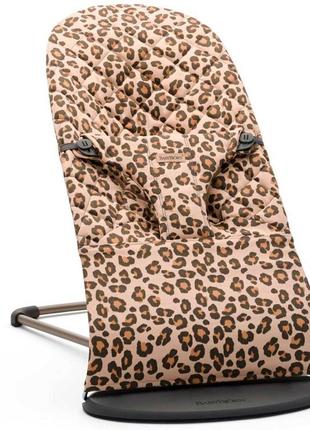 Кресло–шезлонг babybjorn balance bliss leopard cotton1 фото